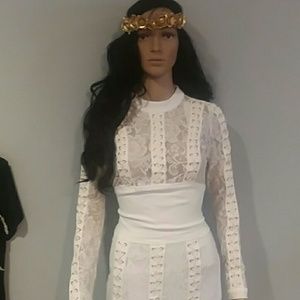 Dress Ivory color lace up